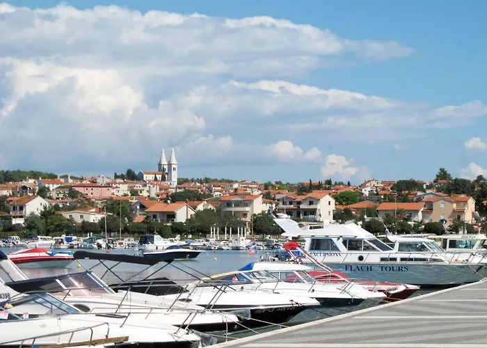 Hilde Red-11 By Interhome Appartement Medulin